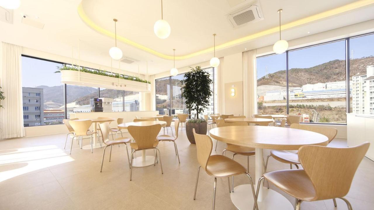 Hermon Hotel Gimhae Eksteriør bilde