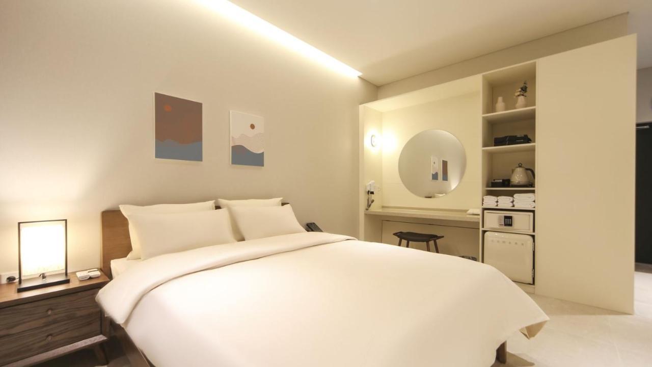 Hermon Hotel Gimhae Eksteriør bilde
