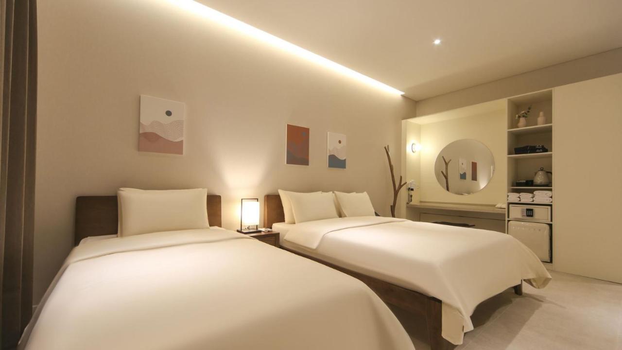 Hermon Hotel Gimhae Eksteriør bilde