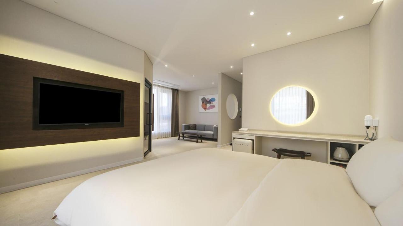 Hermon Hotel Gimhae Eksteriør bilde