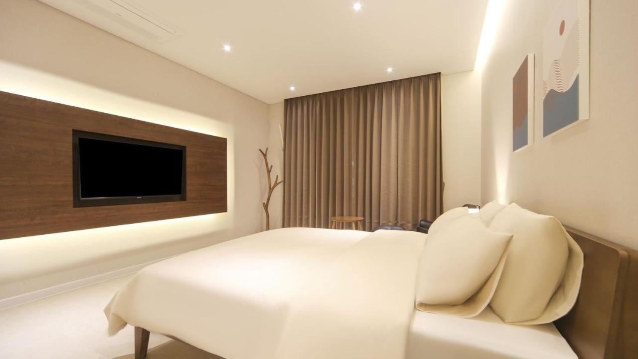 Hermon Hotel Gimhae Eksteriør bilde